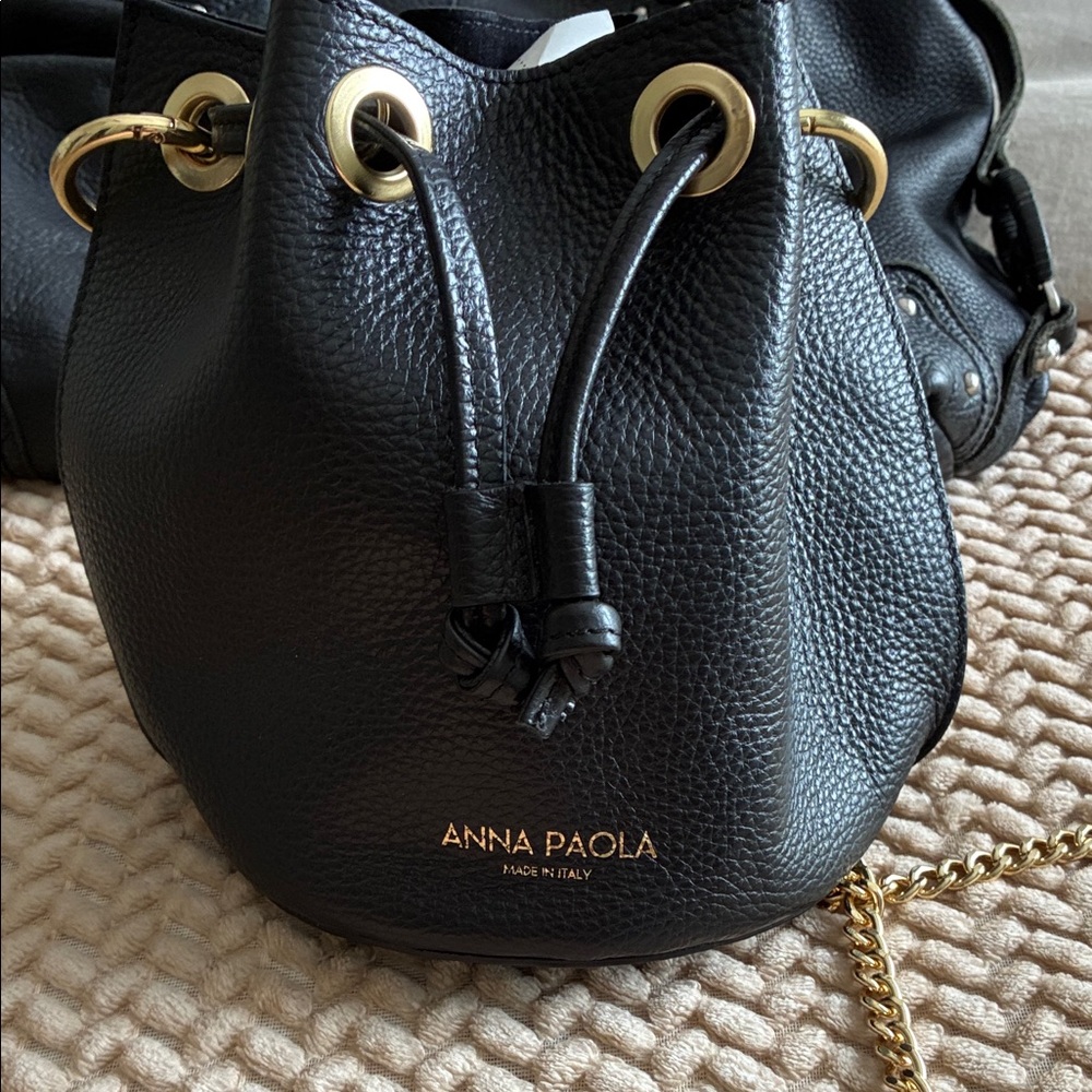 Black Leather Bucket Bag by Anna Paola